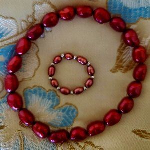 Honora pearl stretch bracelet and ring - cherry red